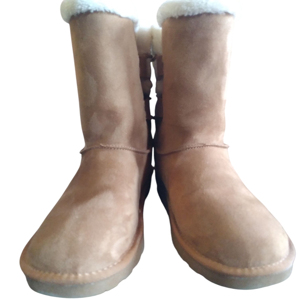 Women's Tan Shearling Boots